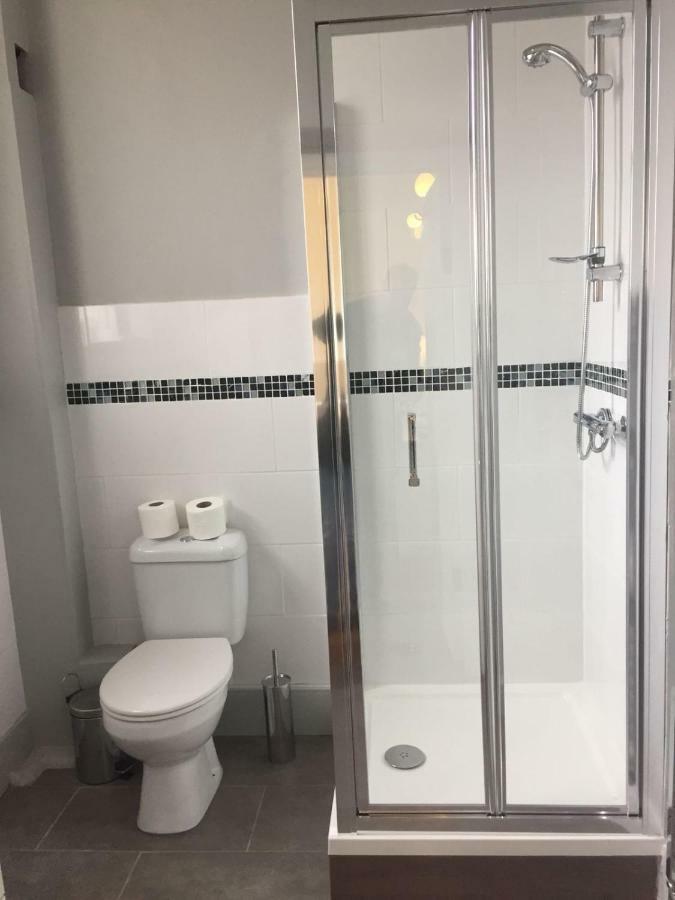 Tourian Lounge Hotel Londra Dış mekan fotoğraf