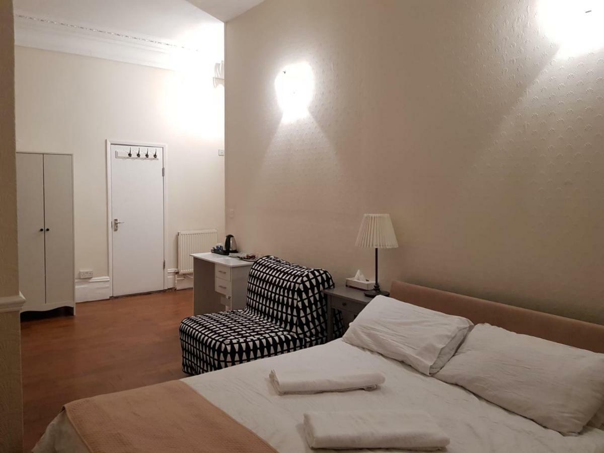Tourian Lounge Hotel Londra Dış mekan fotoğraf