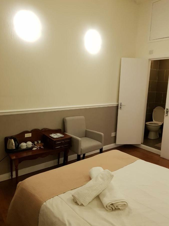 Tourian Lounge Hotel Londra Dış mekan fotoğraf