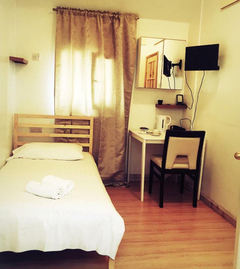 Tourian Lounge Hotel Londra Dış mekan fotoğraf