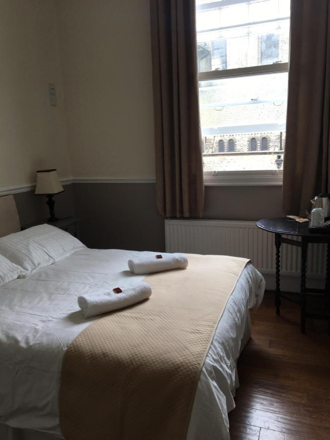 Tourian Lounge Hotel Londra Dış mekan fotoğraf