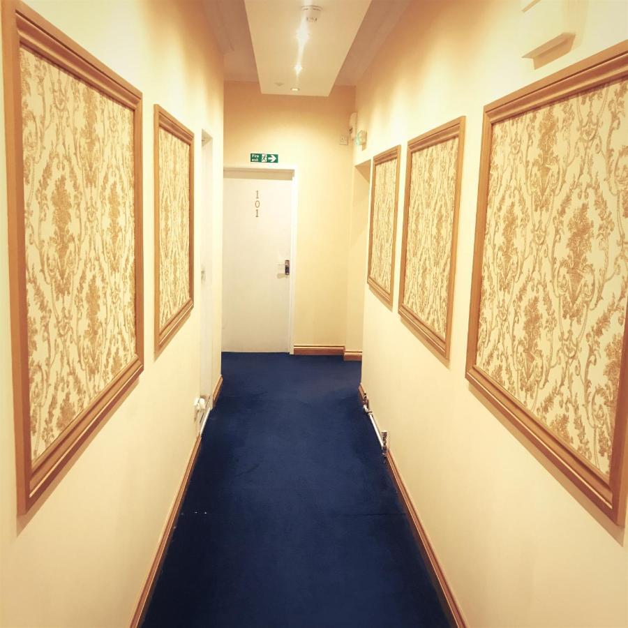 Tourian Lounge Hotel Londra Dış mekan fotoğraf