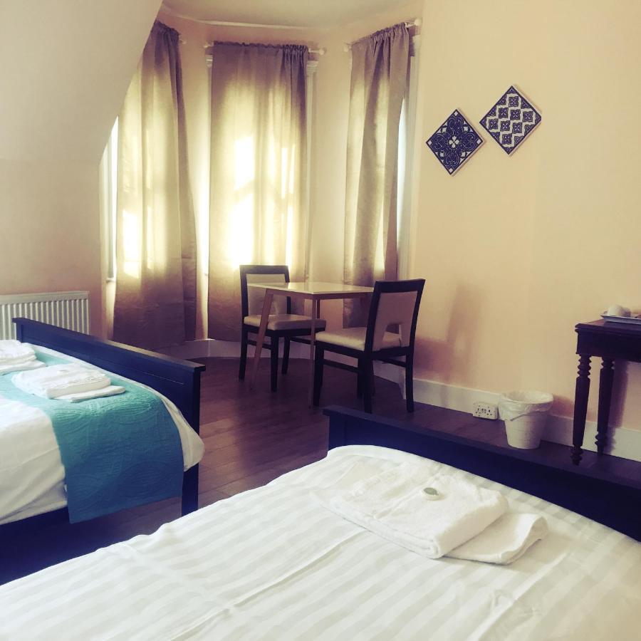 Tourian Lounge Hotel Londra Dış mekan fotoğraf